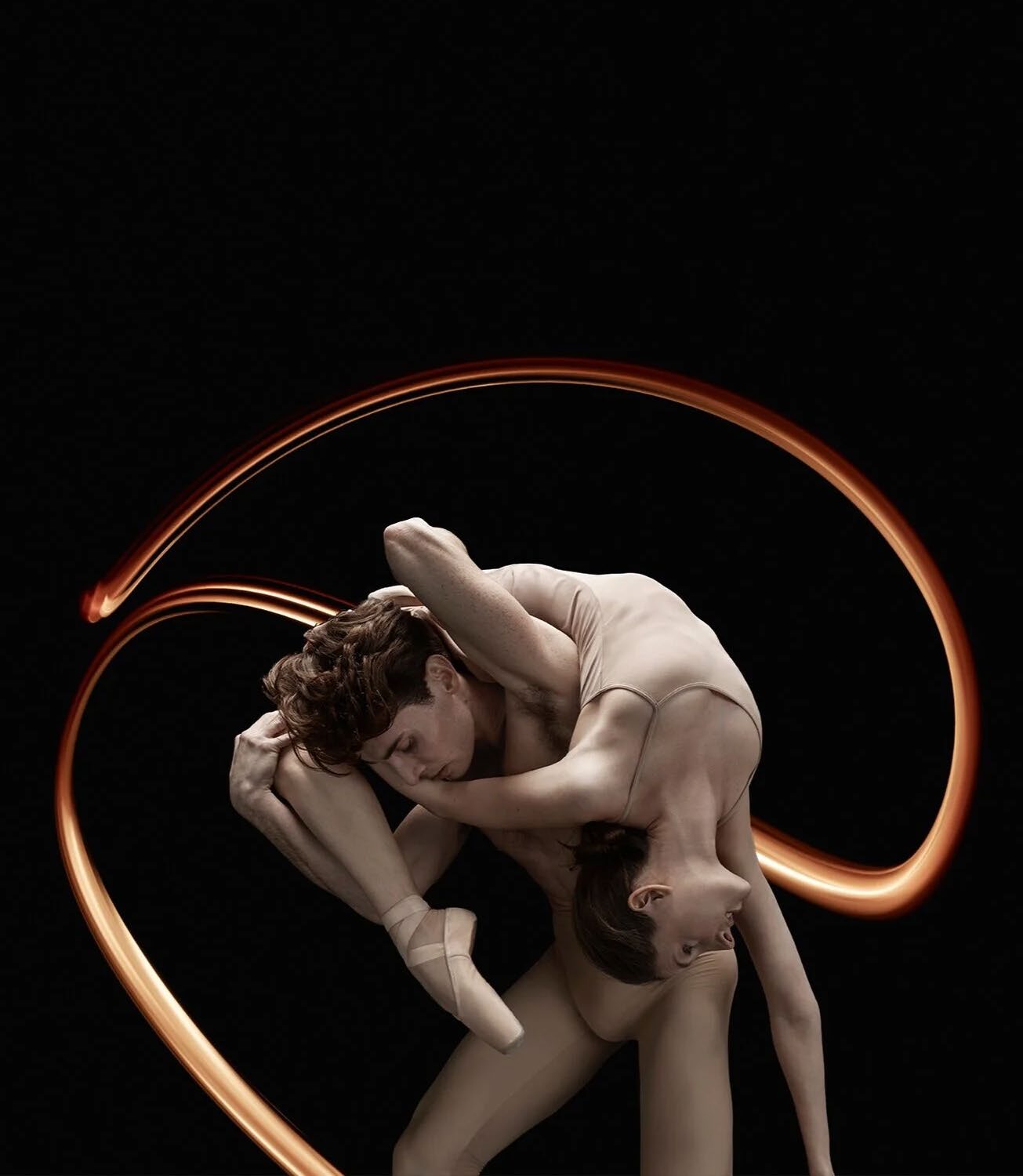 Rodney Pollak facilitating music therapy with live instruments